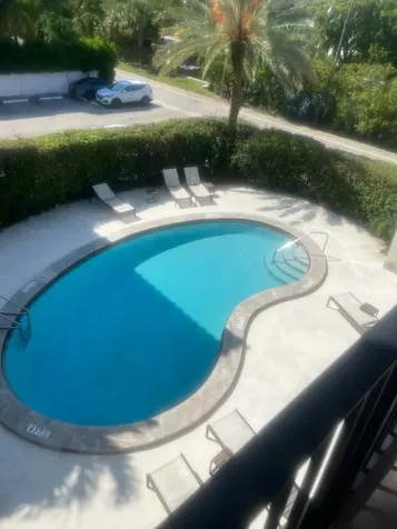 924 SE 2nd Street Fort Lauderdale FL 33301