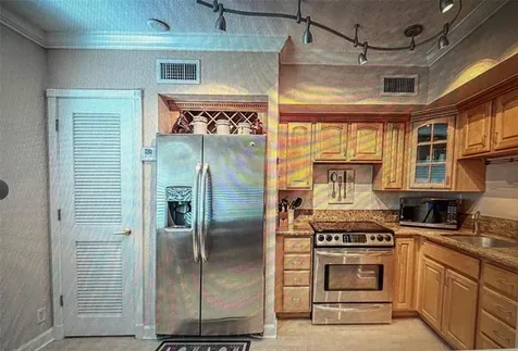 924 SE 2nd Street Fort Lauderdale FL 33301