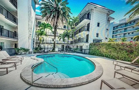 924 SE 2nd Street Fort Lauderdale FL 33301