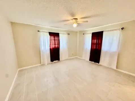 2810 NW 8th Court Fort Lauderdale FL 33311