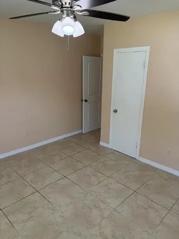 638 NE 138th Street North Miami FL 33161