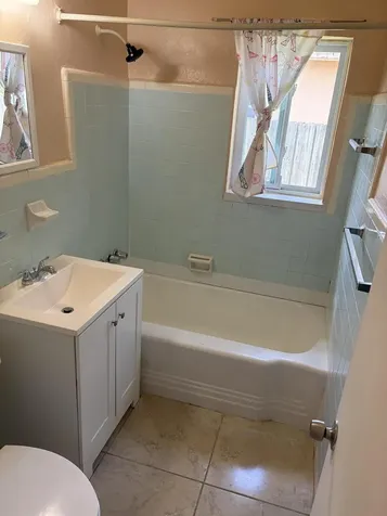 638 NE 138th Street North Miami FL 33161
