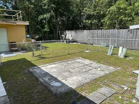 638 NE 138th Street North Miami FL 33161