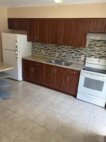 638 NE 138th Street North Miami FL 33161