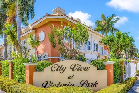 903 NE 17th Way Fort Lauderdale FL 33304
