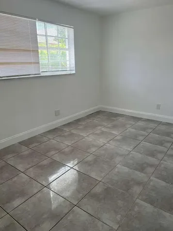 3631 NW 33rd Avenue Lauderdale Lakes FL 33309