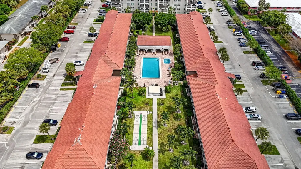 250 NE 20th Street Boca Raton FL 33431