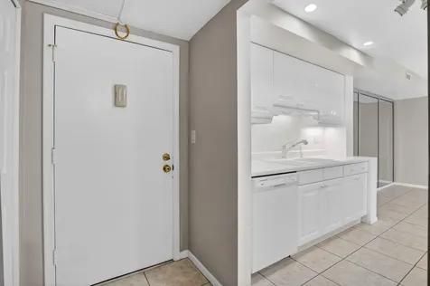 250 NE 20th Street Boca Raton FL 33431