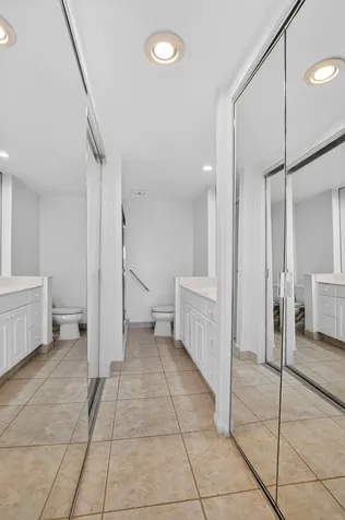 250 NE 20th Street Boca Raton FL 33431