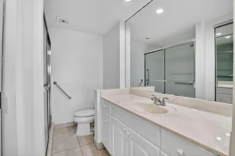 250 NE 20th Street Boca Raton FL 33431