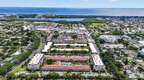 250 NE 20th Street Boca Raton FL 33431