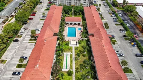 250 NE 20th Street Boca Raton FL 33431