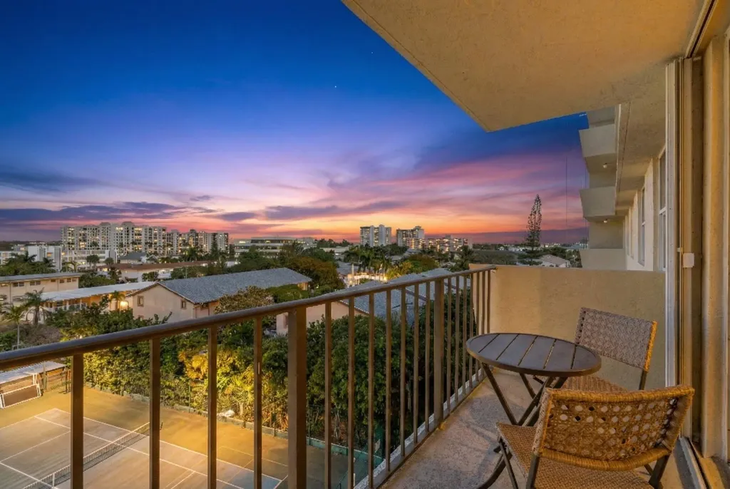 1009 N Ocean Boulevard Pompano Beach FL 33062