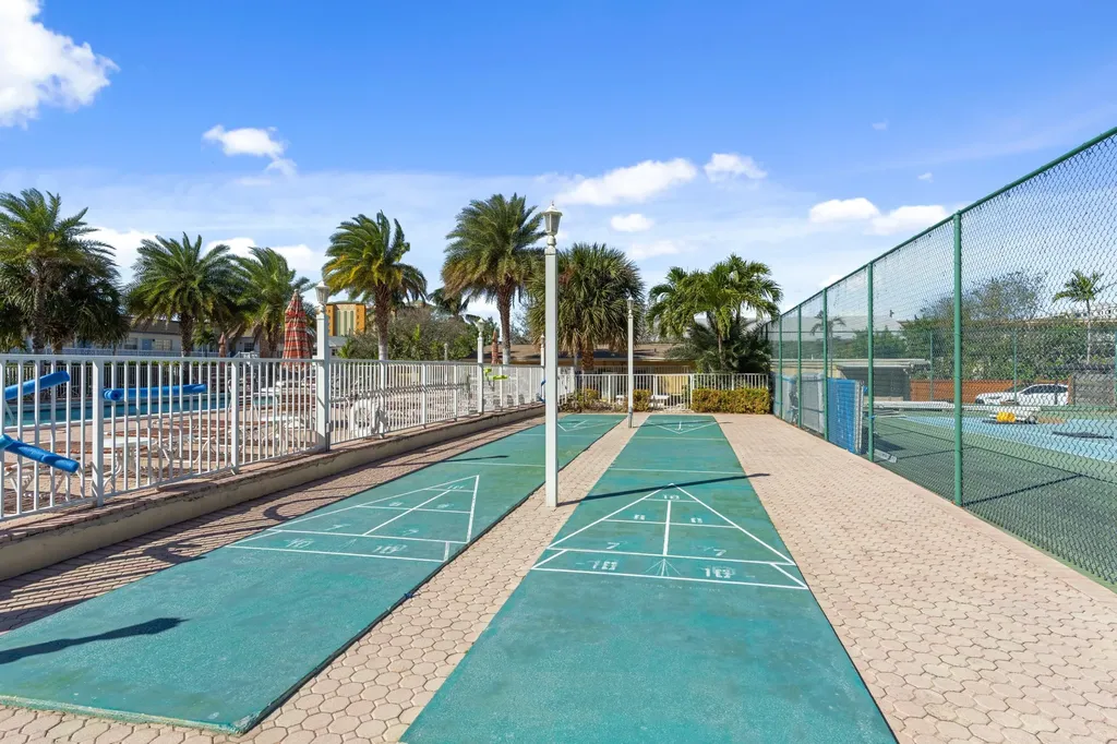 1009 N Ocean Boulevard Pompano Beach FL 33062