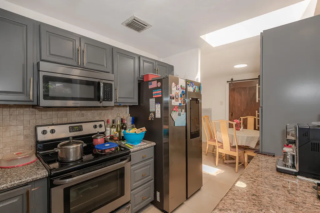 710 NE 58th Court Oakland Park FL 33334