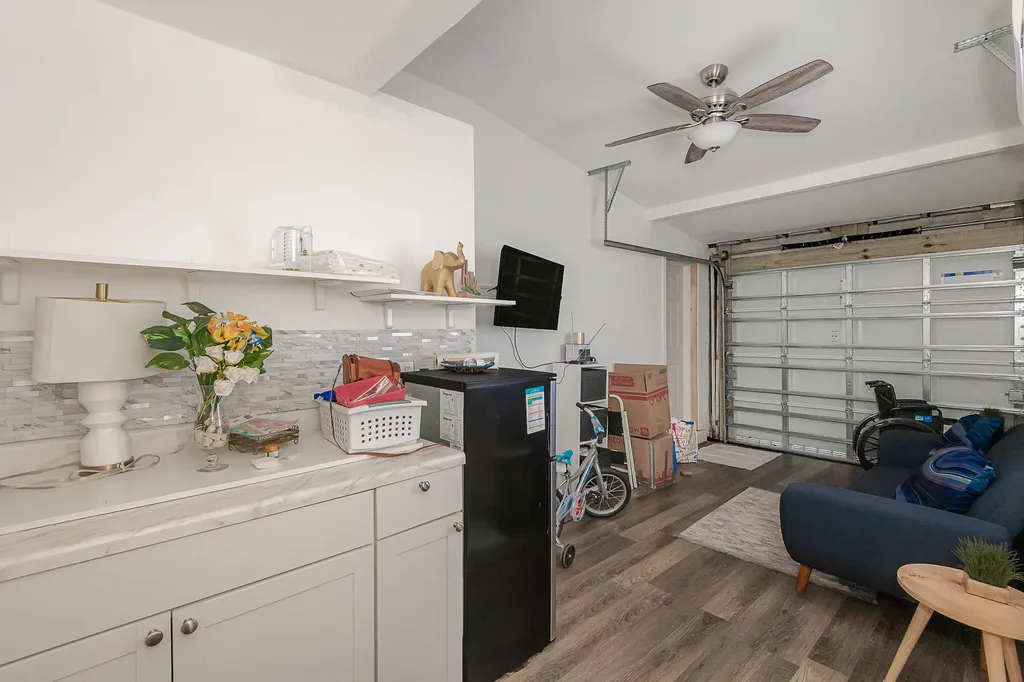 710 NE 58th Court Oakland Park FL 33334