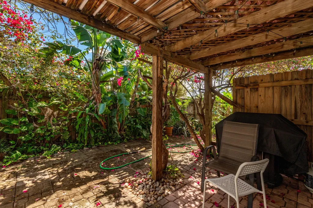 710 NE 58th Court Oakland Park FL 33334
