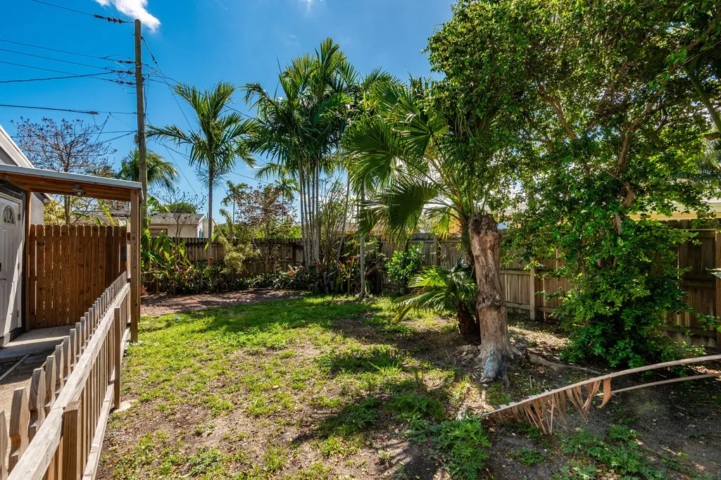 710 NE 58th Court Oakland Park FL 33334