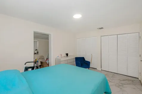 710 NE 58th Court Oakland Park FL 33334