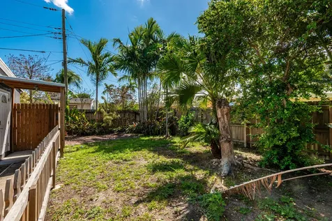 710 NE 58th Court Oakland Park FL 33334