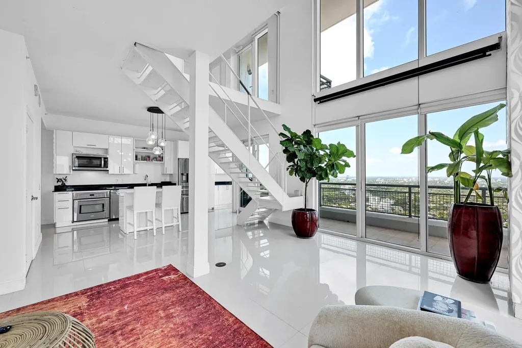 60 SW 13th Street Miami FL 33130