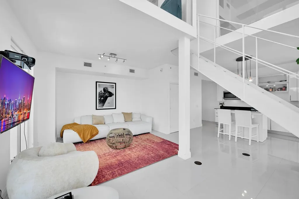 60 SW 13th Street Miami FL 33130