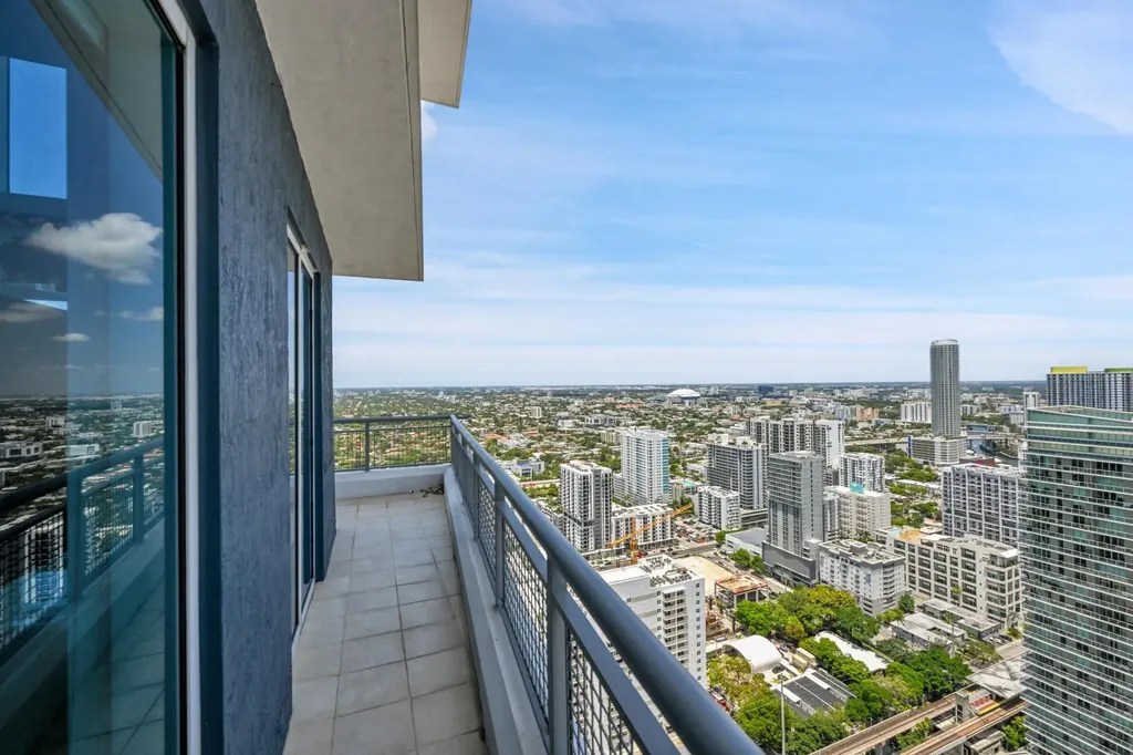 60 SW 13th Street Miami FL 33130
