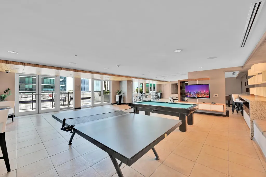 60 SW 13th Street Miami FL 33130
