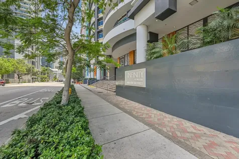 60 SW 13th Street Miami FL 33130