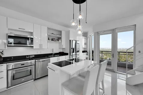 60 SW 13th Street Miami FL 33130