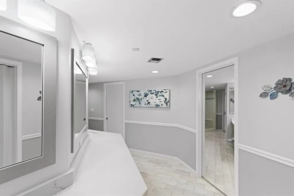 100 Lakeshore Drive North Palm Beach FL 33408