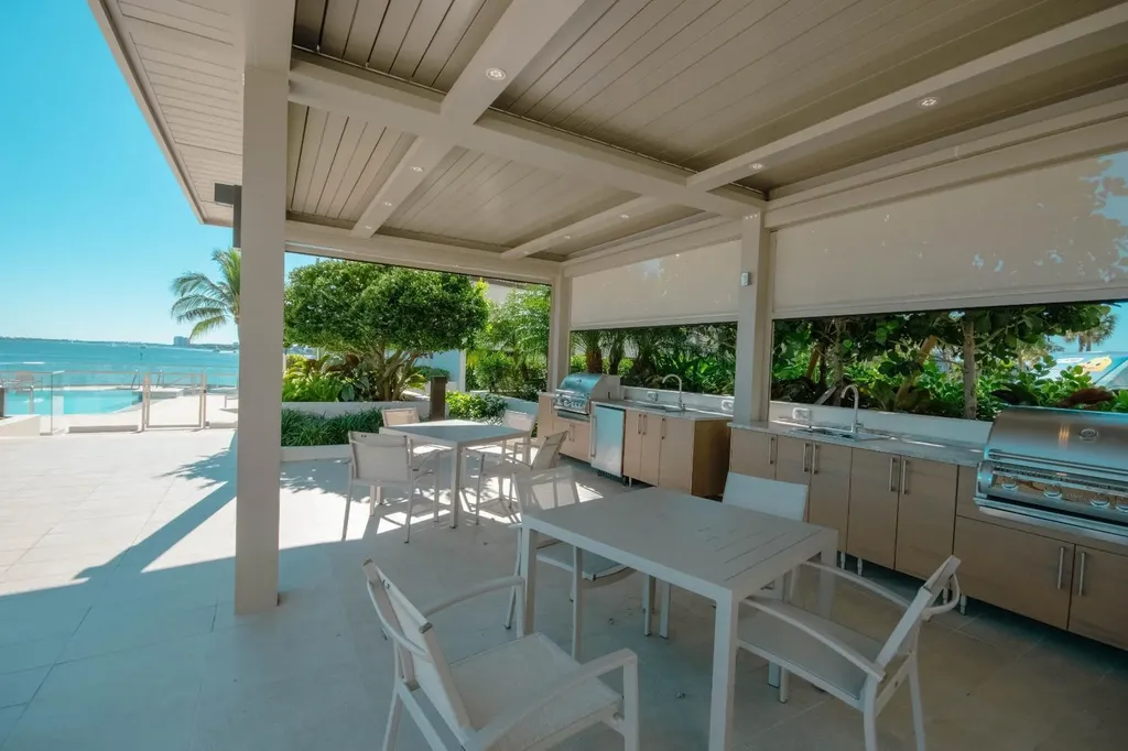 100 Lakeshore Drive North Palm Beach FL 33408