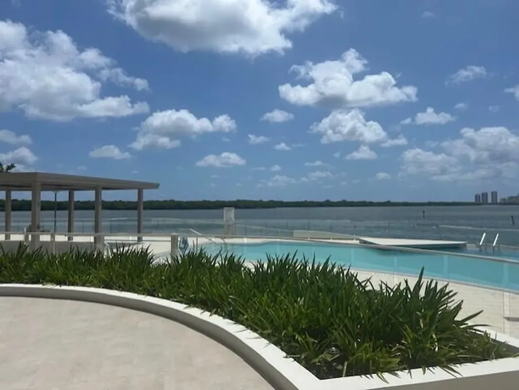 100 Lakeshore Drive North Palm Beach FL 33408