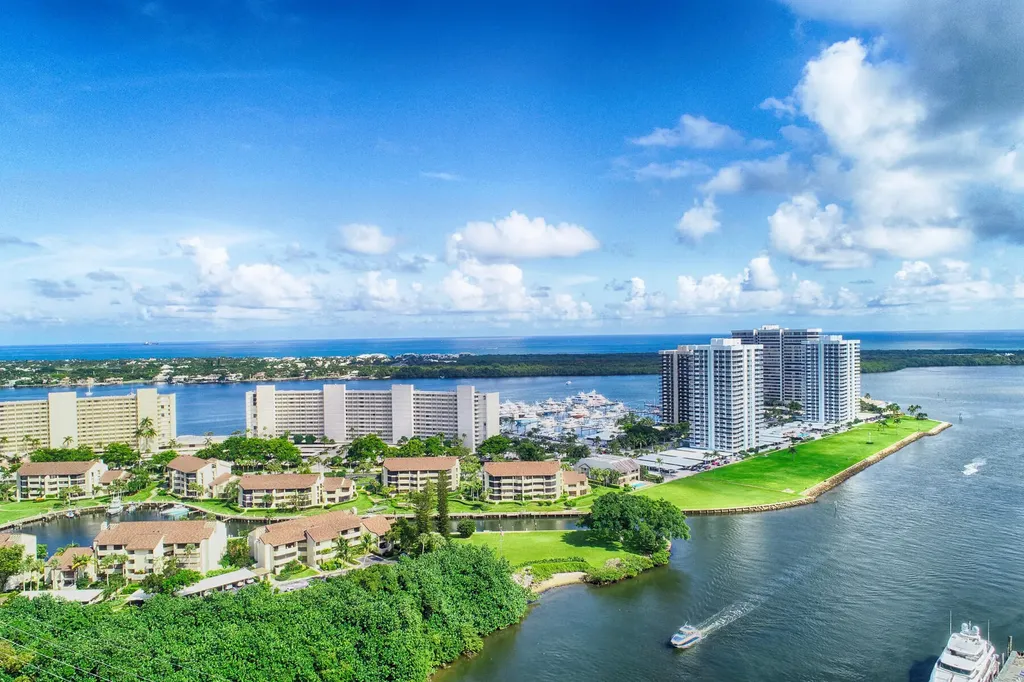 100 Lakeshore Drive North Palm Beach FL 33408
