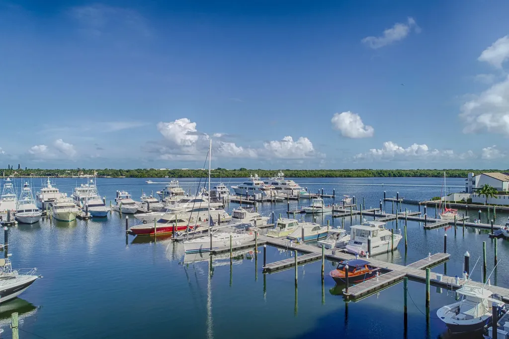 100 Lakeshore Drive North Palm Beach FL 33408