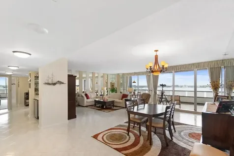 100 Lakeshore Drive North Palm Beach FL 33408