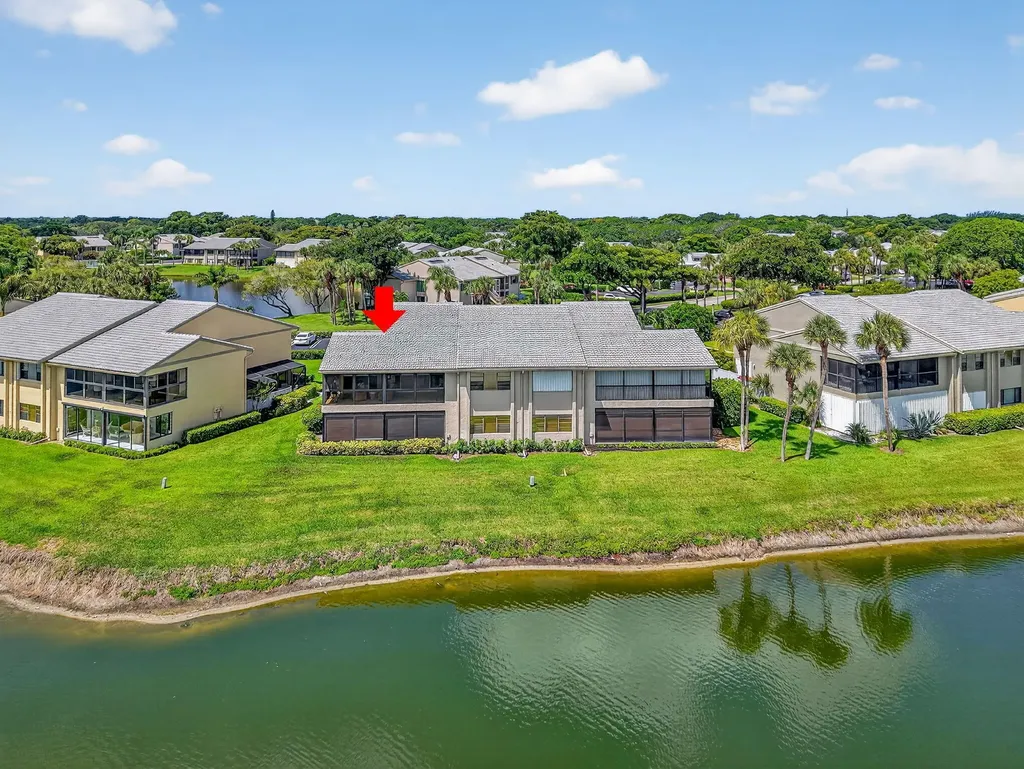 21 Eastgate Drive Boynton Beach FL 33436