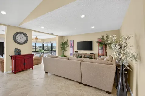 21 Eastgate Drive Boynton Beach FL 33436