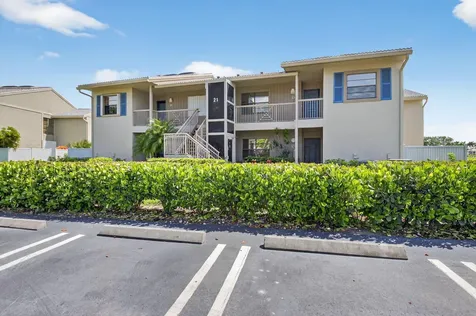 21 Eastgate Drive Boynton Beach FL 33436