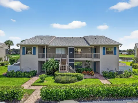 21 Eastgate Drive Boynton Beach FL 33436