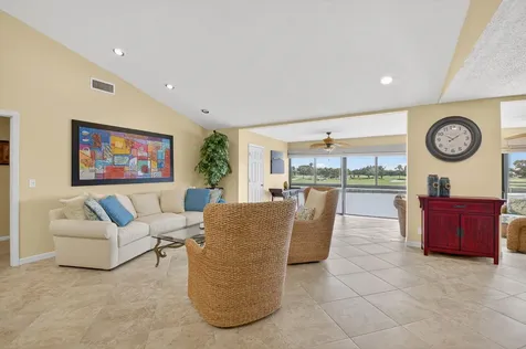 21 Eastgate Drive Boynton Beach FL 33436
