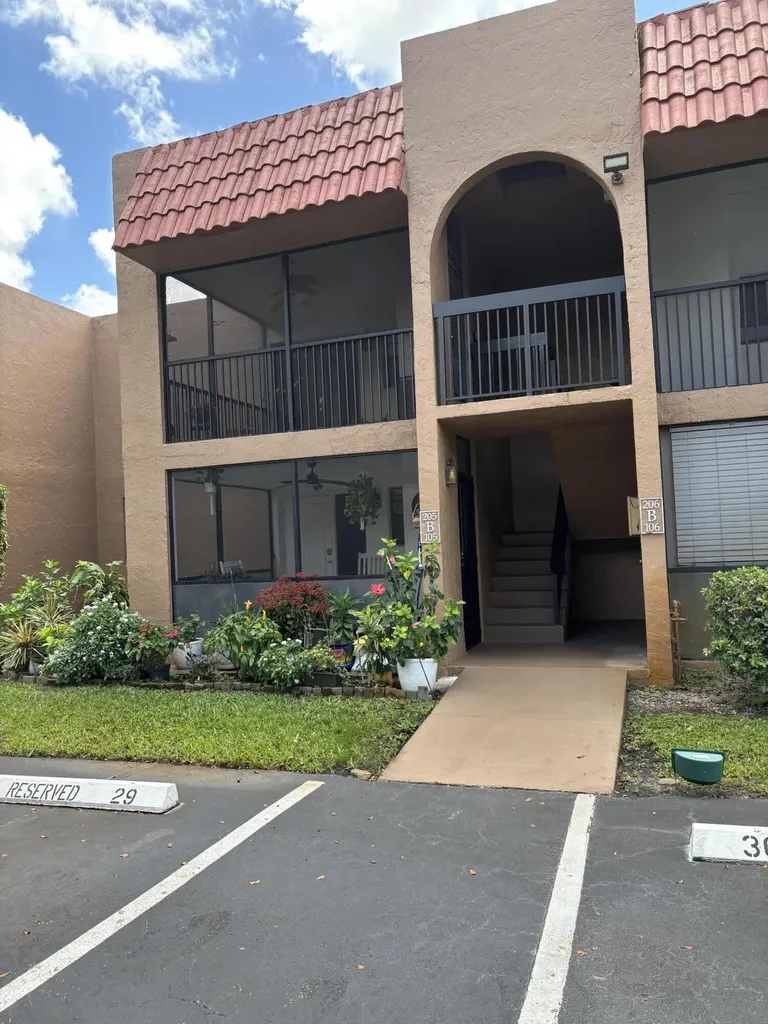 8600 NW 34th Place Sunrise FL 33351