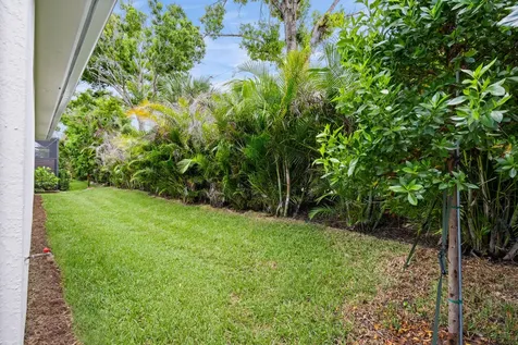 4133 Lucaya Pointe Way Vero Beach FL 32967