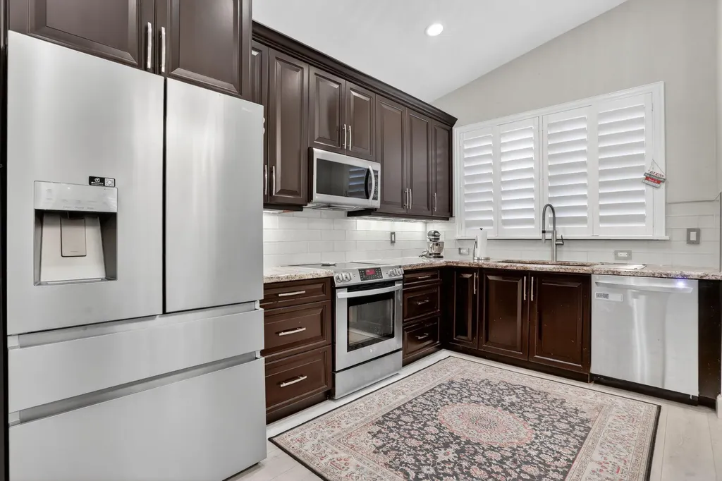 5817 NW 120th Avenue Coral Springs FL 33076