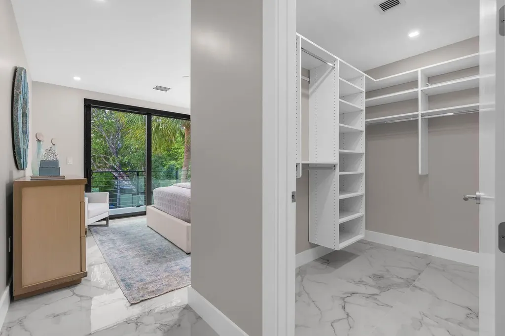 719 SW 11th Street Fort Lauderdale FL 33315