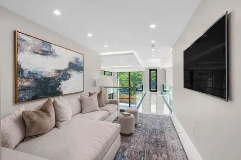 719 SW 11th Street Fort Lauderdale FL 33315