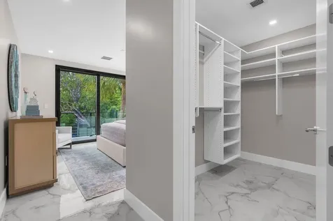 719 SW 11th Street Fort Lauderdale FL 33315