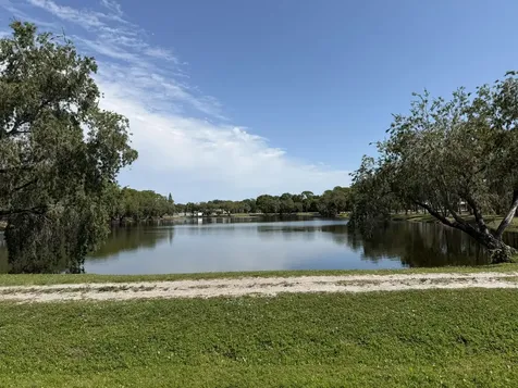 5014 Palm Drive Fort Pierce FL 34982