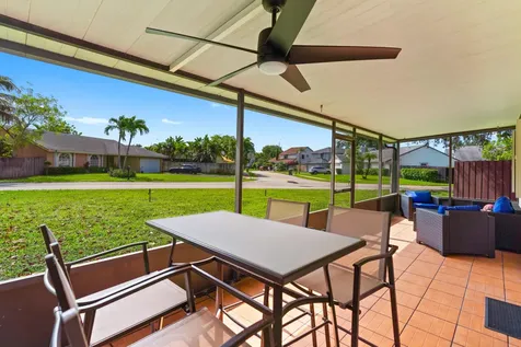 9909 SW 16th Street Pembroke Pines FL 33025