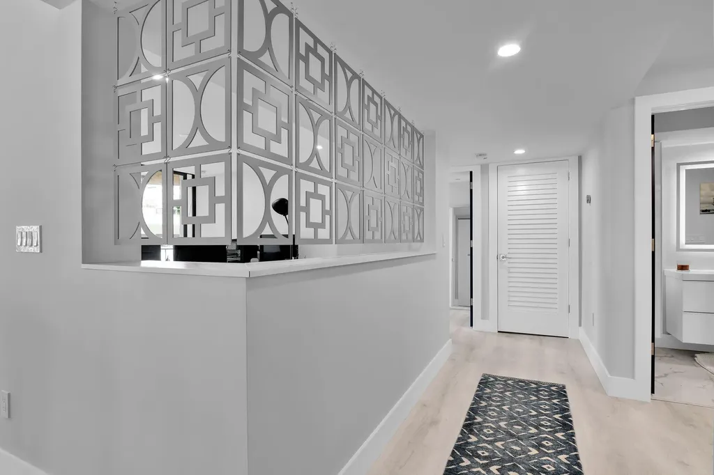 859 Jeffery Street Boca Raton FL 33487